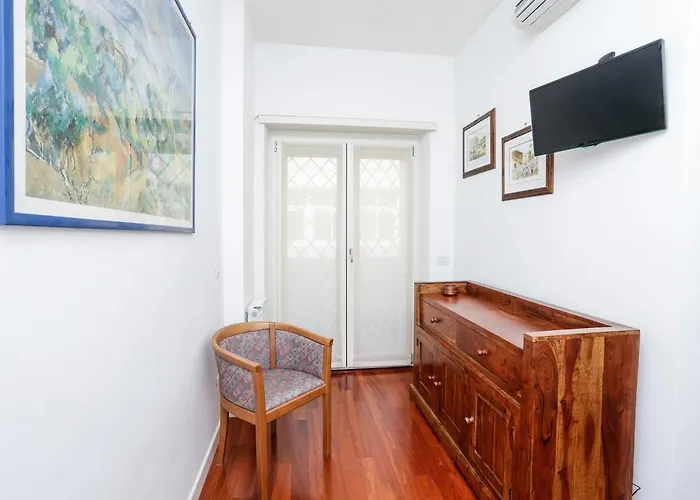 St. Peter Terrace Apartment